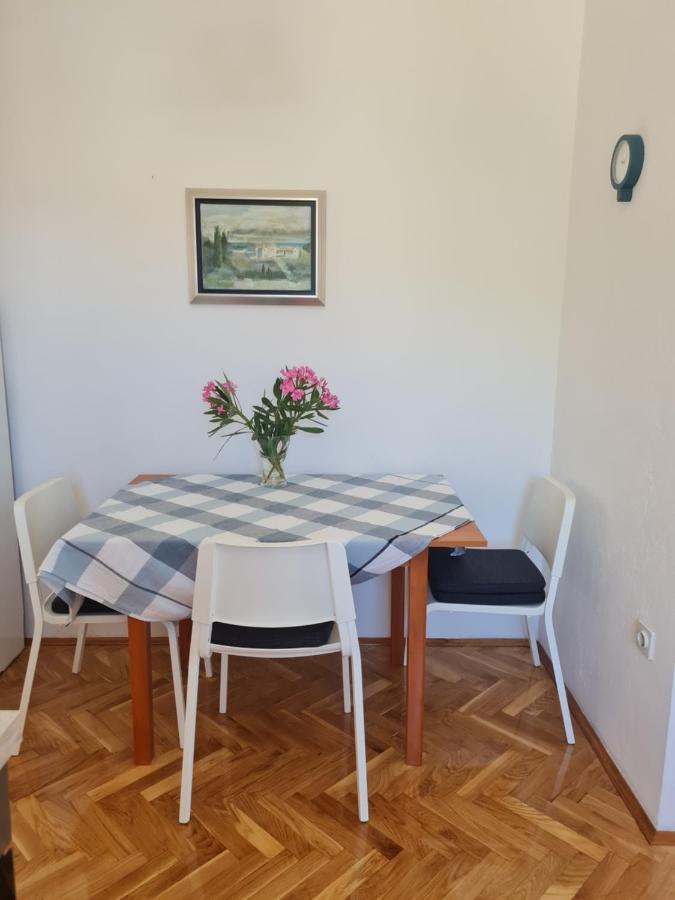 Apartments Apartmani Pintar ميميتسا المظهر الخارجي الصورة
