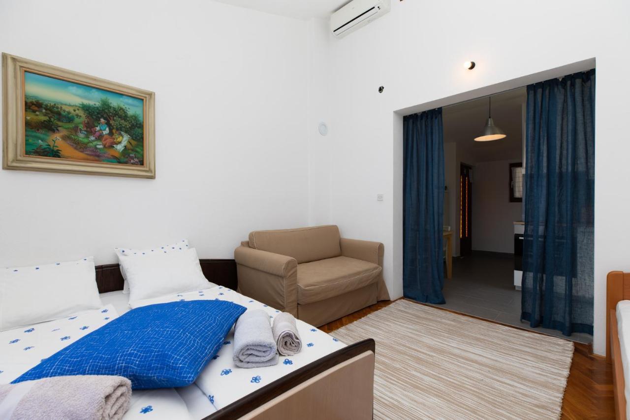 Apartments Apartmani Pintar ميميتسا المظهر الخارجي الصورة